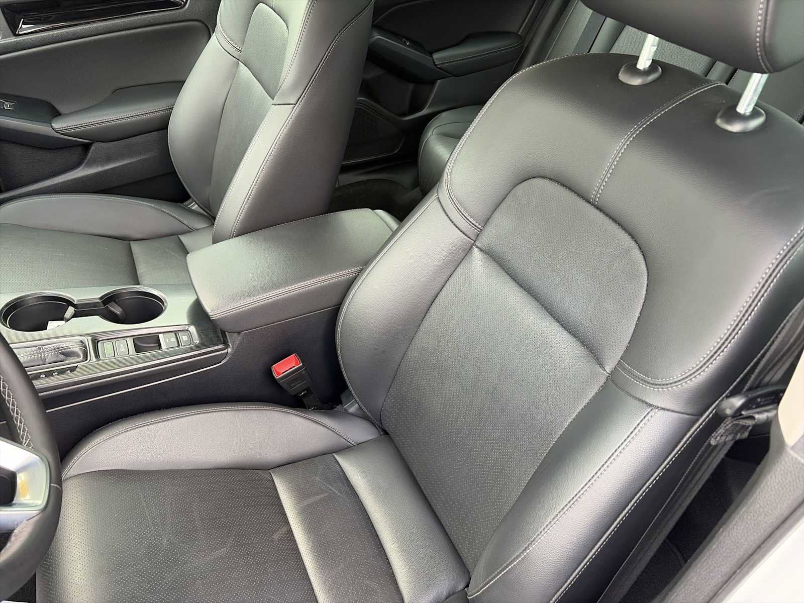 2024 Honda Civic Hatchback EX-L