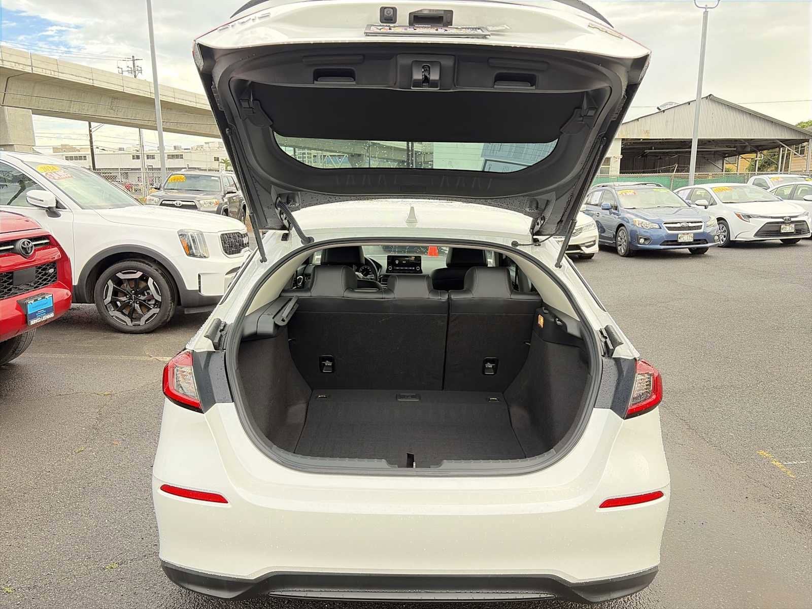 2024 Honda Civic Hatchback EX-L