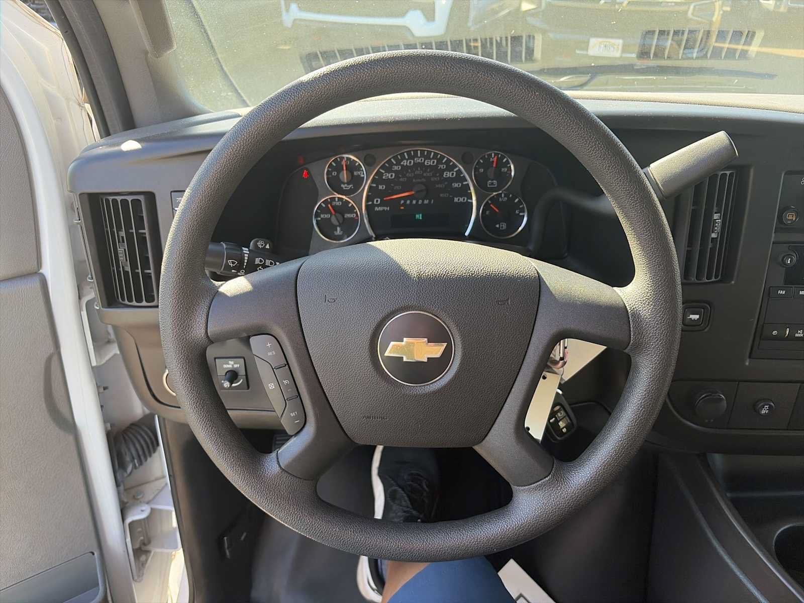2023 Chevrolet Express Cargo 2500 1WT