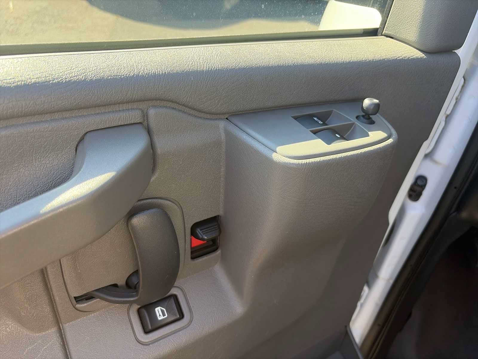 2023 Chevrolet Express Cargo 2500 1WT