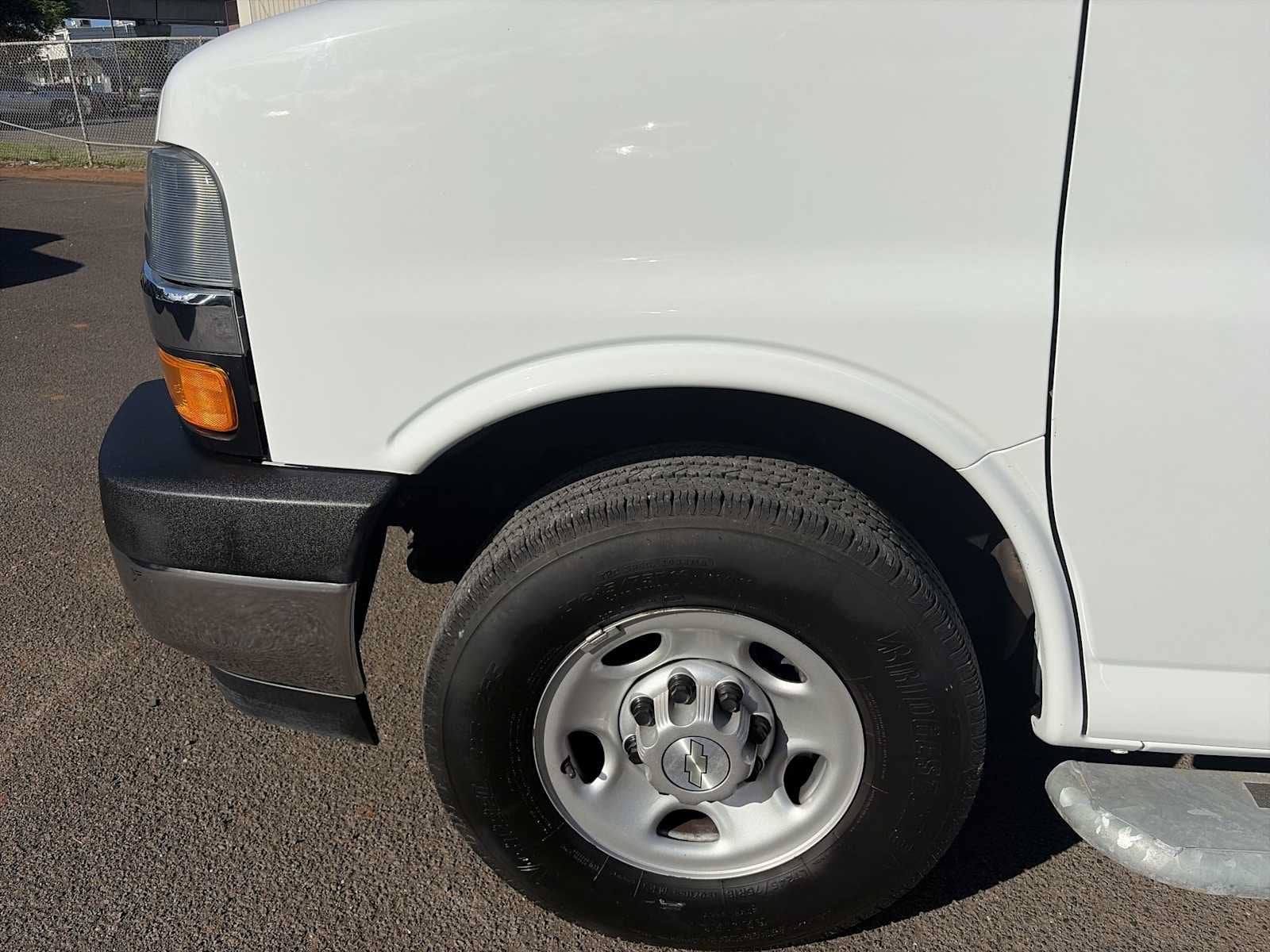2023 Chevrolet Express Cargo 2500 1WT