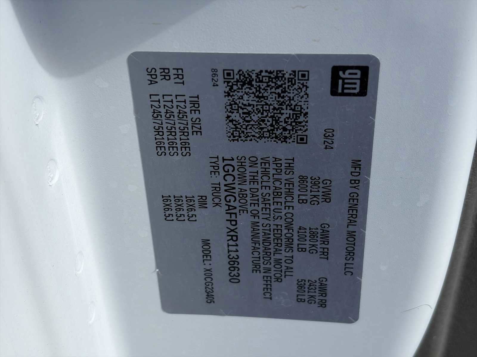 2024 Chevrolet Express Cargo 2500 WT