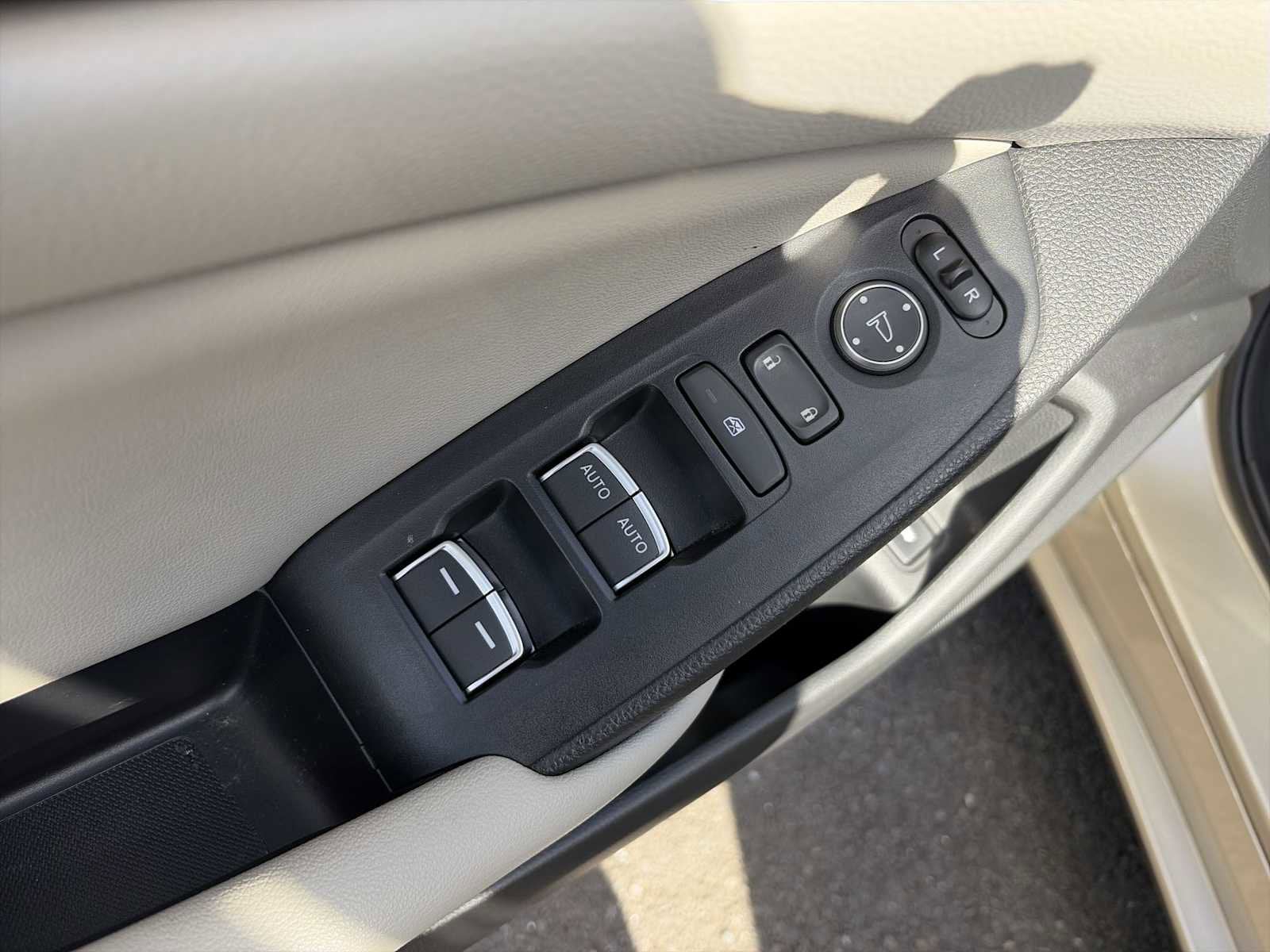 2019 Honda Accord Hybrid Base