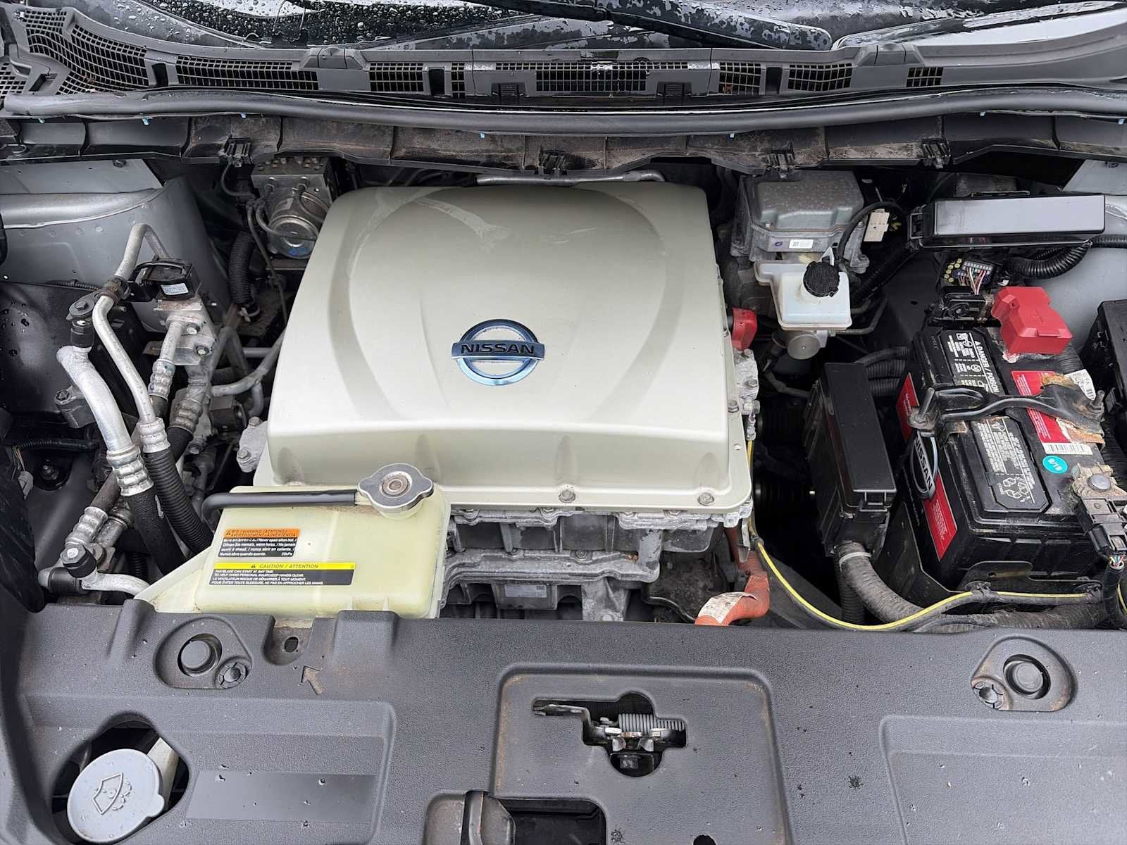2015 Nissan LEAF SV