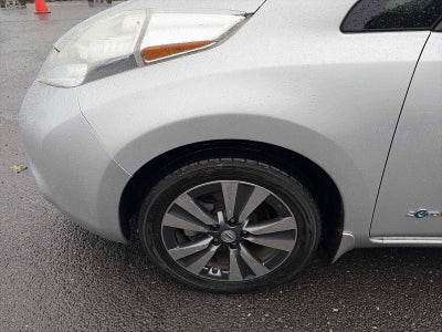 2015 Nissan LEAF SV