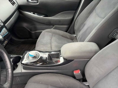 2015 Nissan LEAF SV
