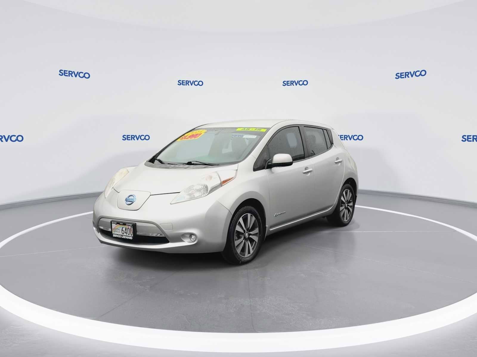 2015 Nissan LEAF SV