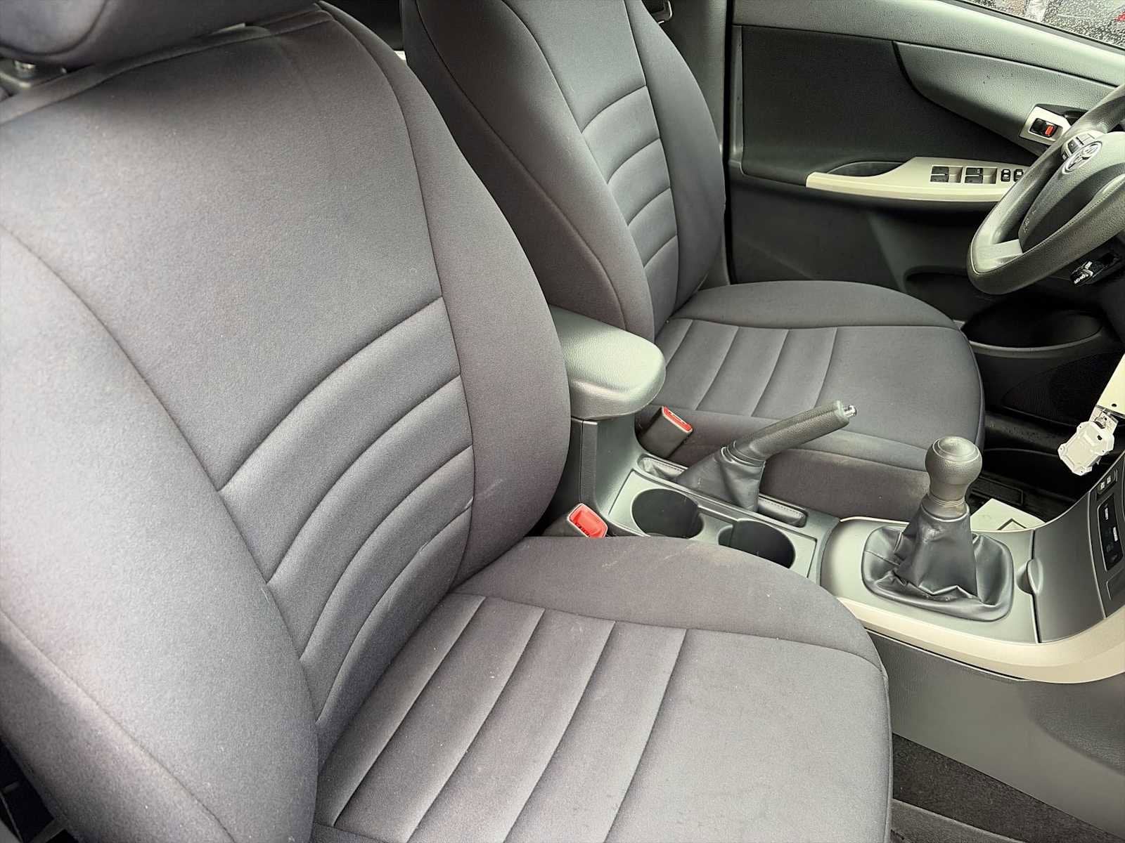 2013 Toyota Corolla L