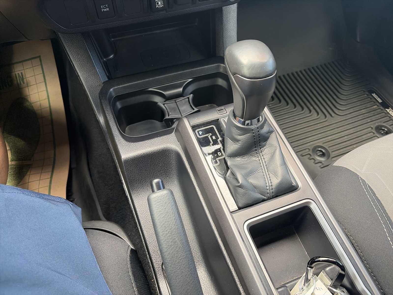 2021 Toyota Tacoma 2WD SR5