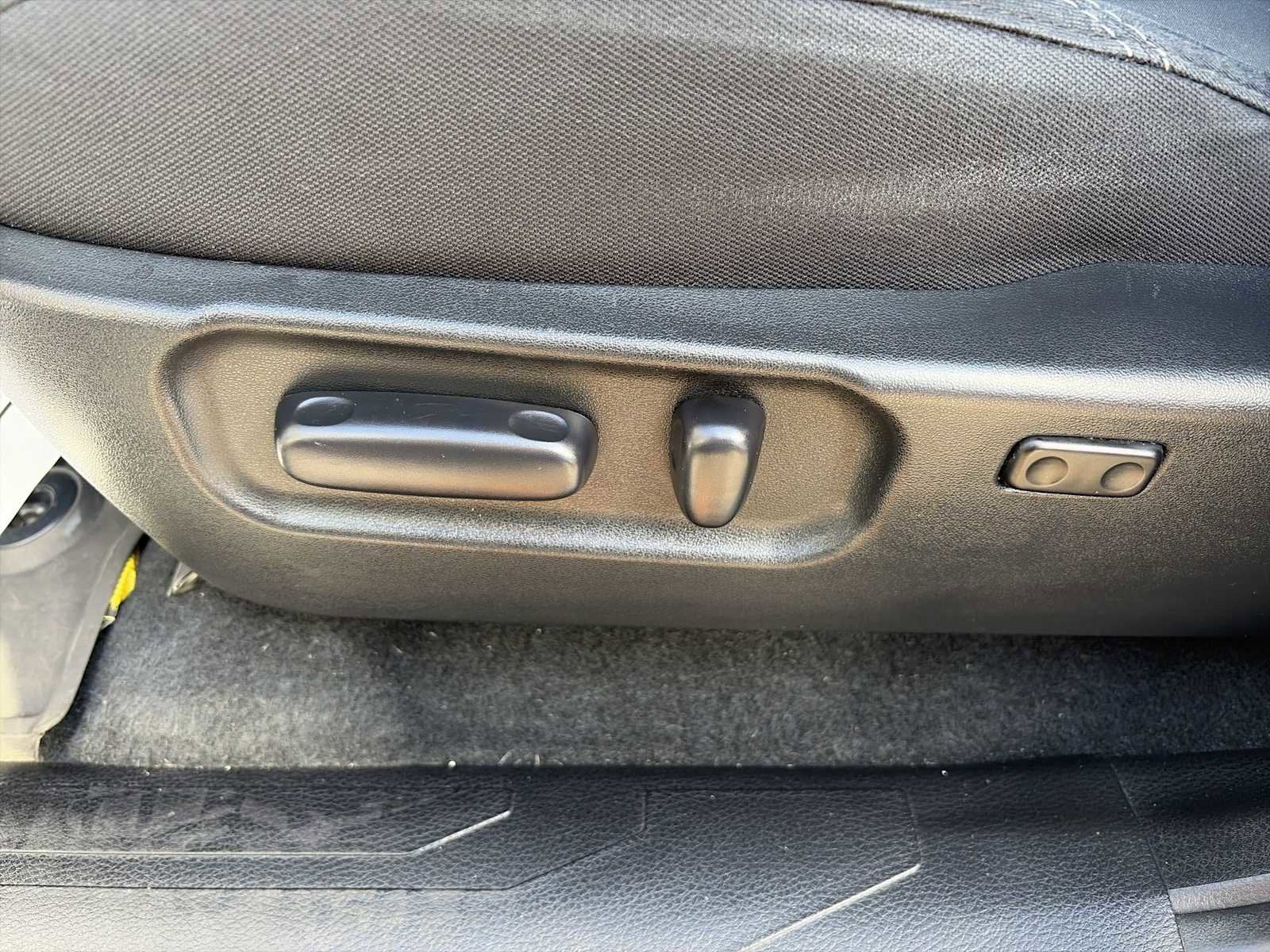 2022 Toyota Tacoma 4WD SR5