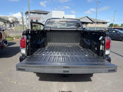 2022 Toyota Tacoma 4WD SR5