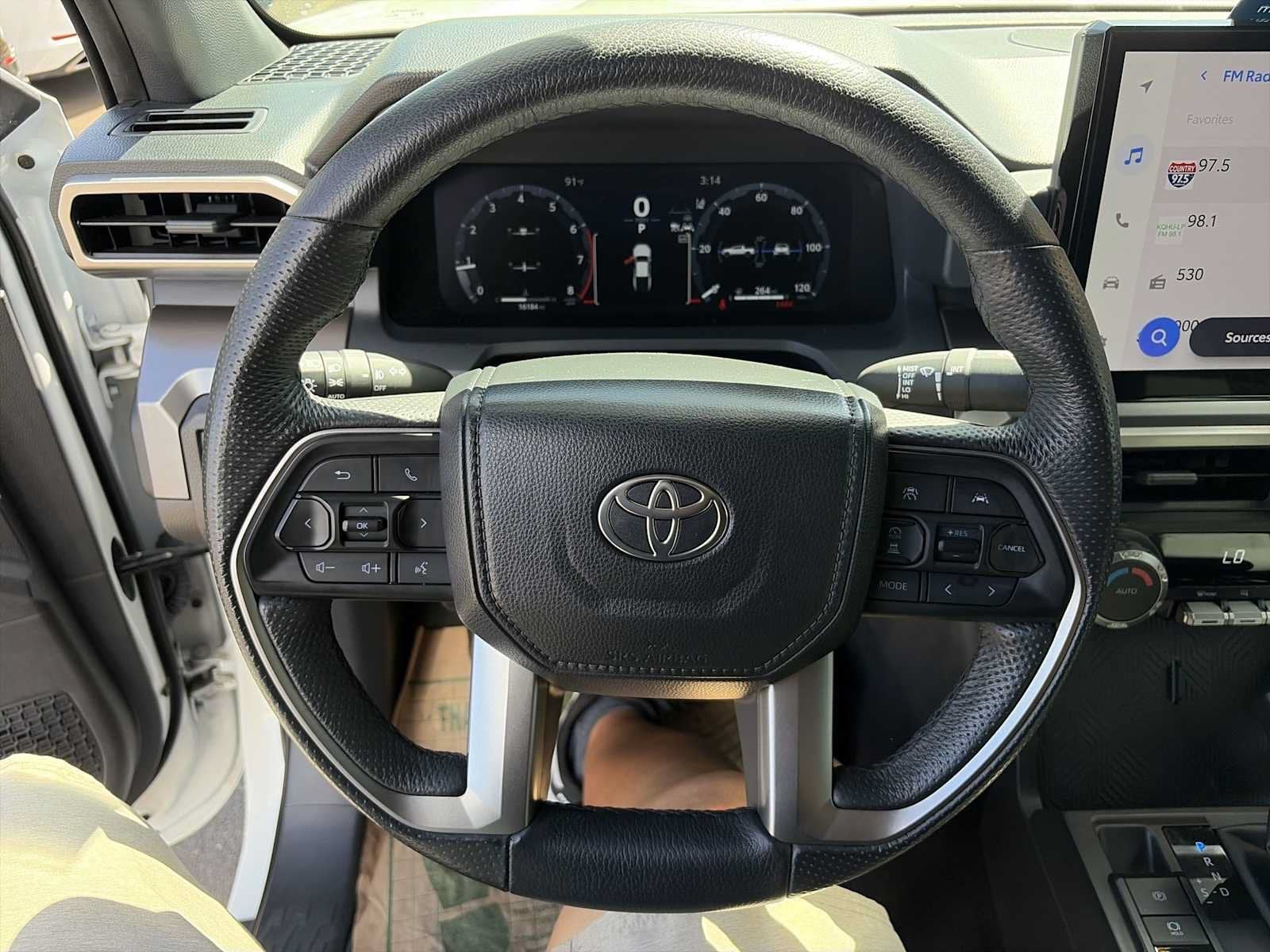 2024 Toyota Tacoma 4WD SR5