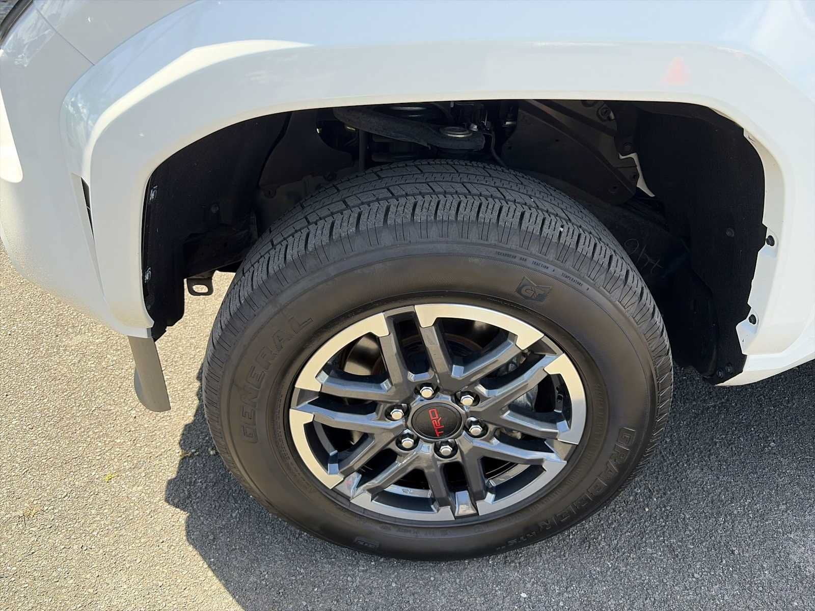 2024 Toyota Tacoma 4WD SR5