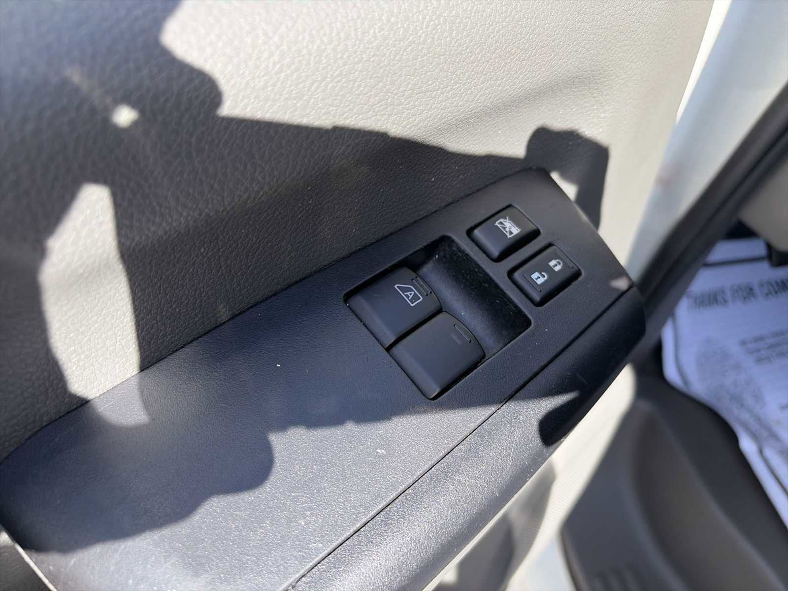 2016 Nissan NVP SV