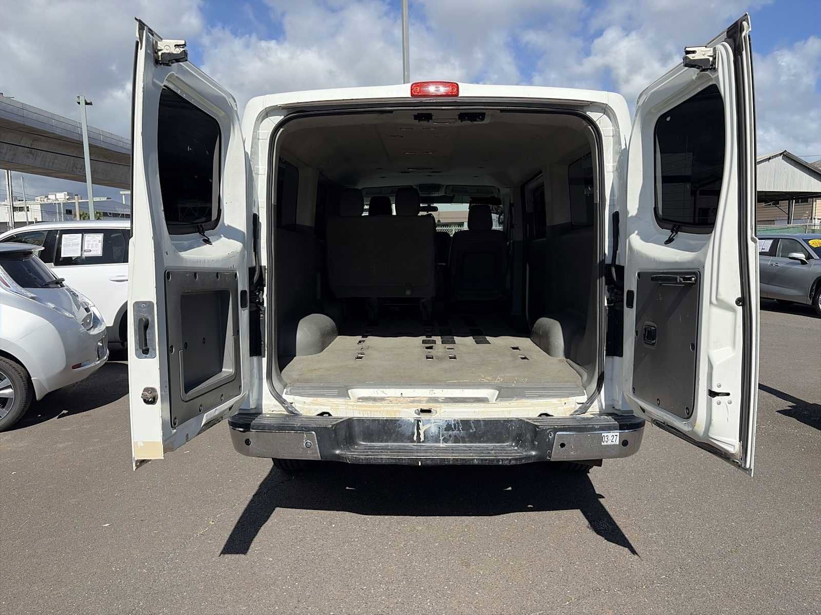 2016 Nissan NVP SV