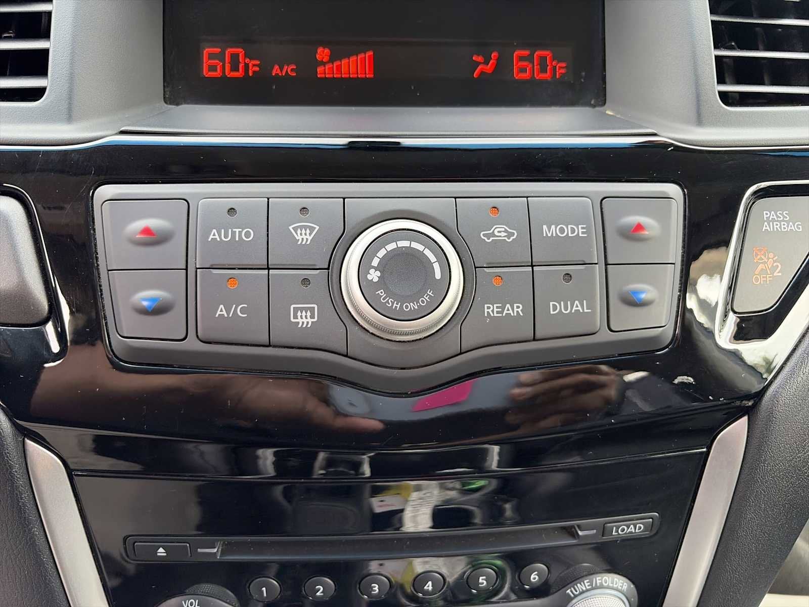 2016 Nissan Pathfinder S