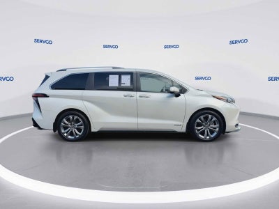 2021 Toyota Sienna Limited