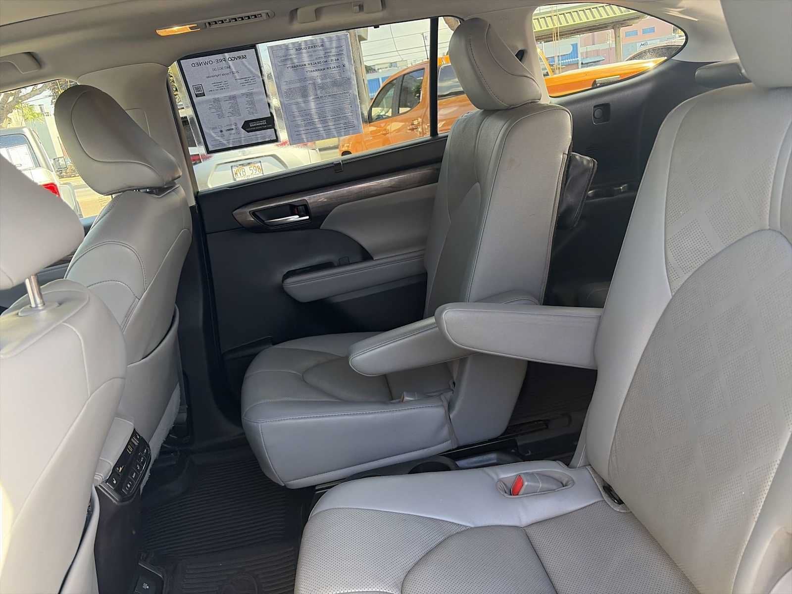 2022 Toyota Highlander Platinum