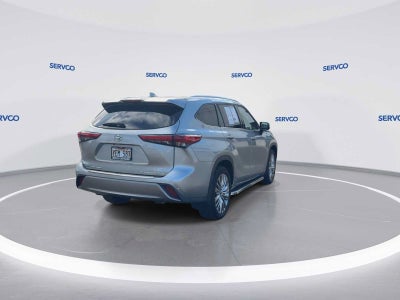 2022 Toyota Highlander Platinum