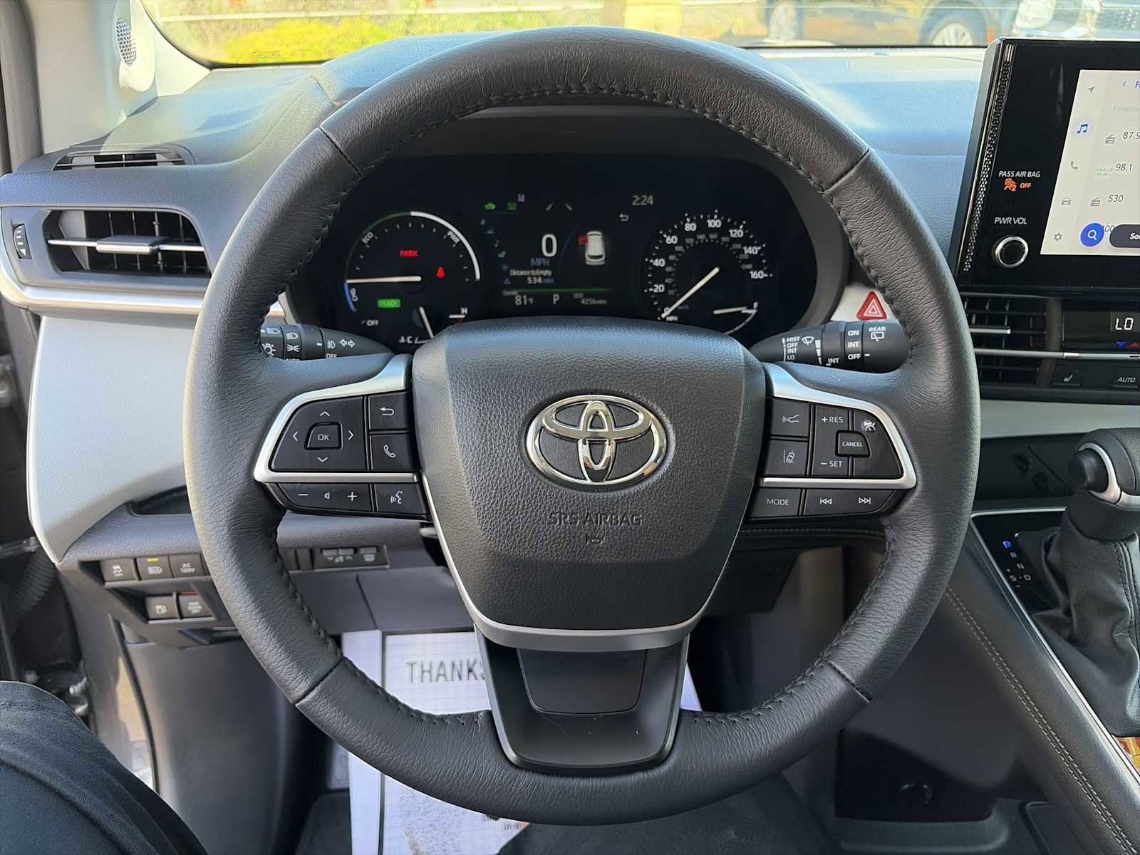 2025 Toyota Sienna XLE