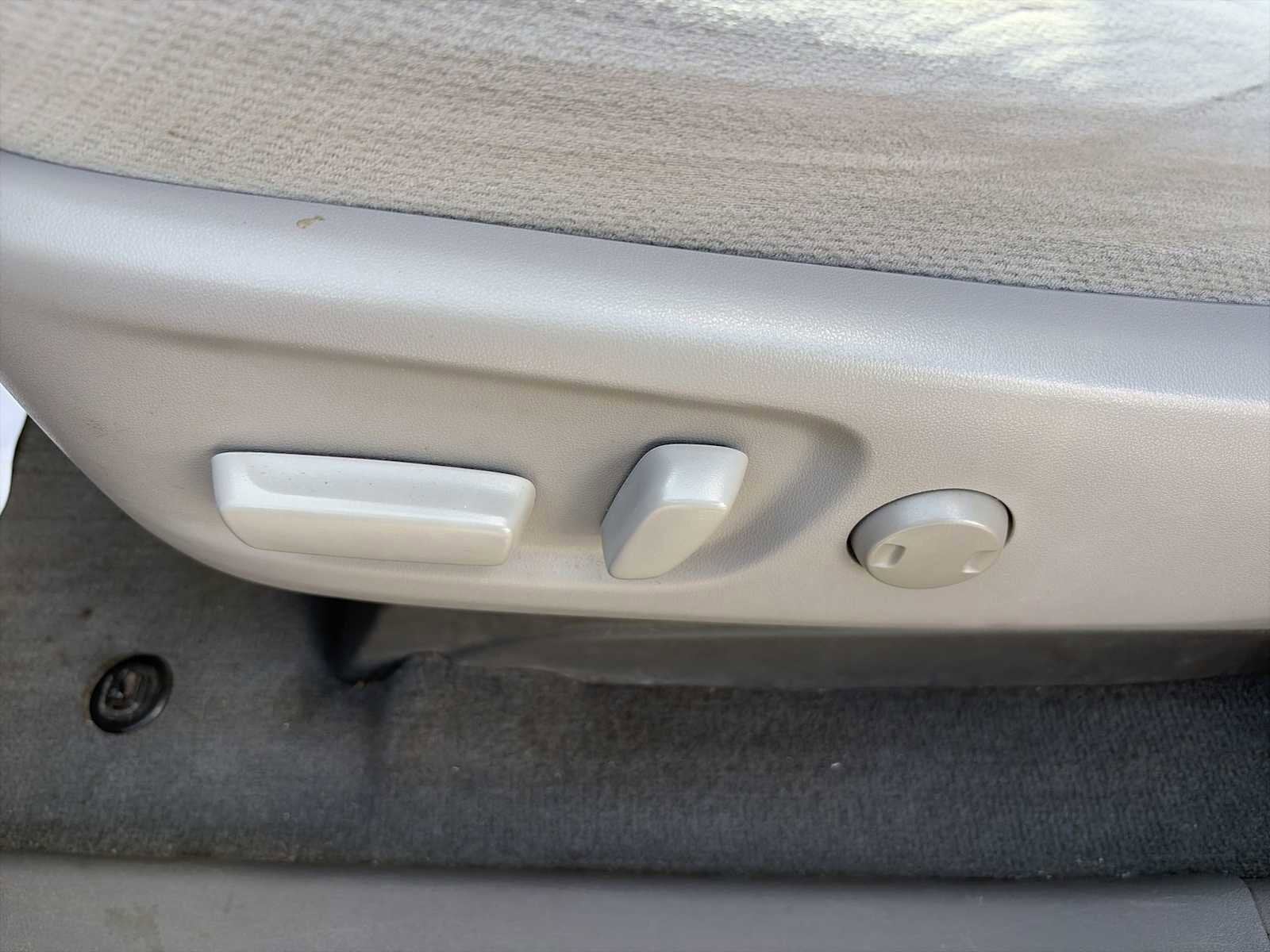 2020 Toyota Sienna LE Auto Access Seat