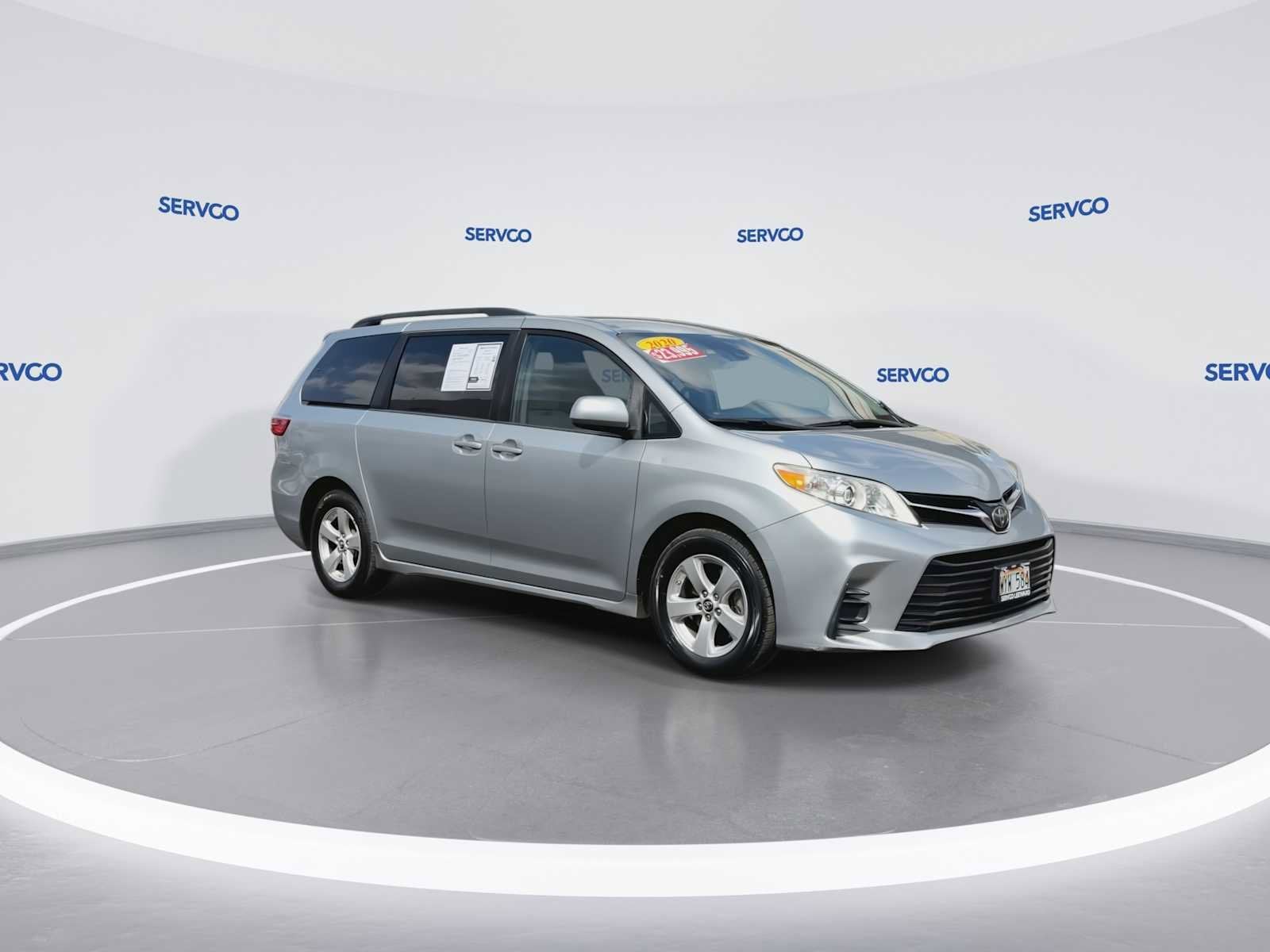 2020 Toyota Sienna LE Auto Access Seat