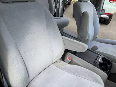 2020 Toyota Sienna LE Auto Access Seat