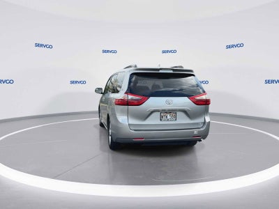 2020 Toyota Sienna LE Auto Access Seat