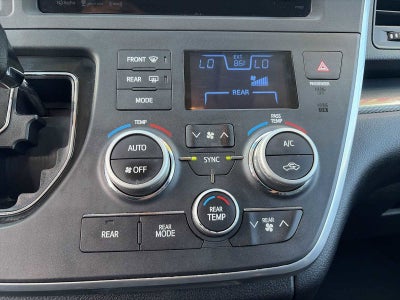 2016 Toyota Sienna SE