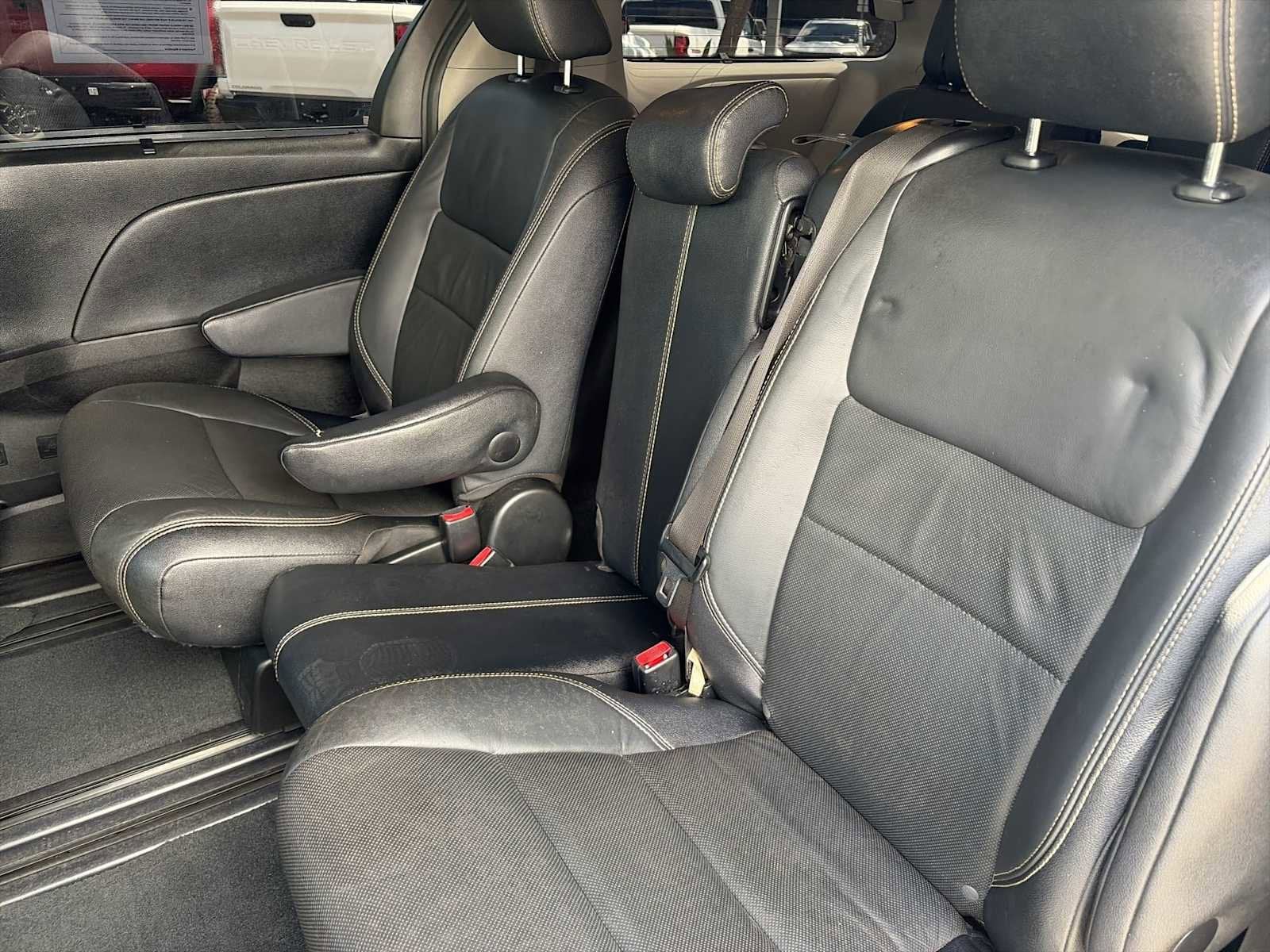 2016 Toyota Sienna SE