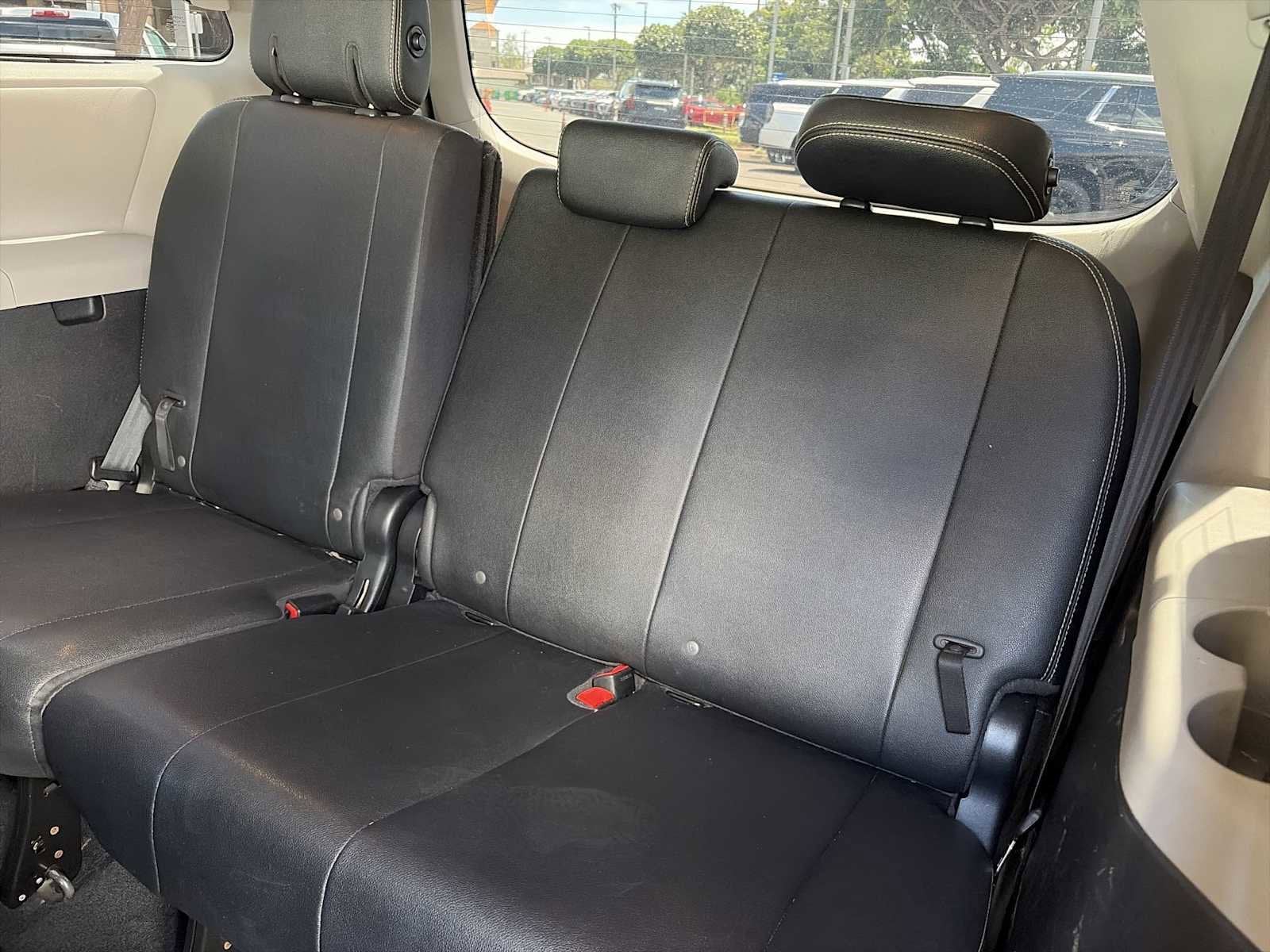 2016 Toyota Sienna SE