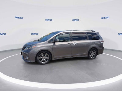 2016 Toyota Sienna SE