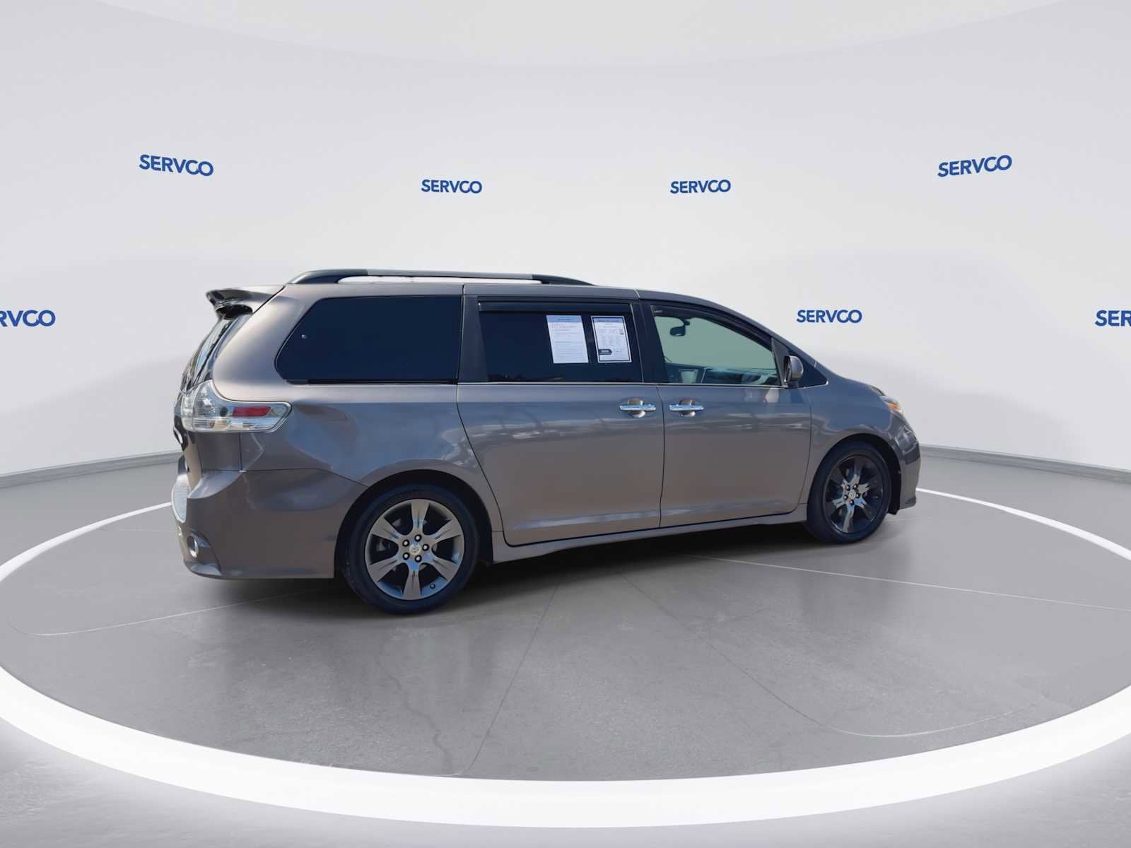 2016 Toyota Sienna SE