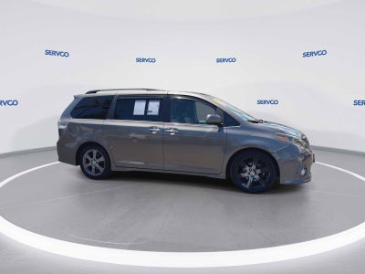 2016 Toyota Sienna SE