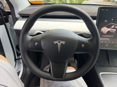 2025 Tesla Model Y Performance