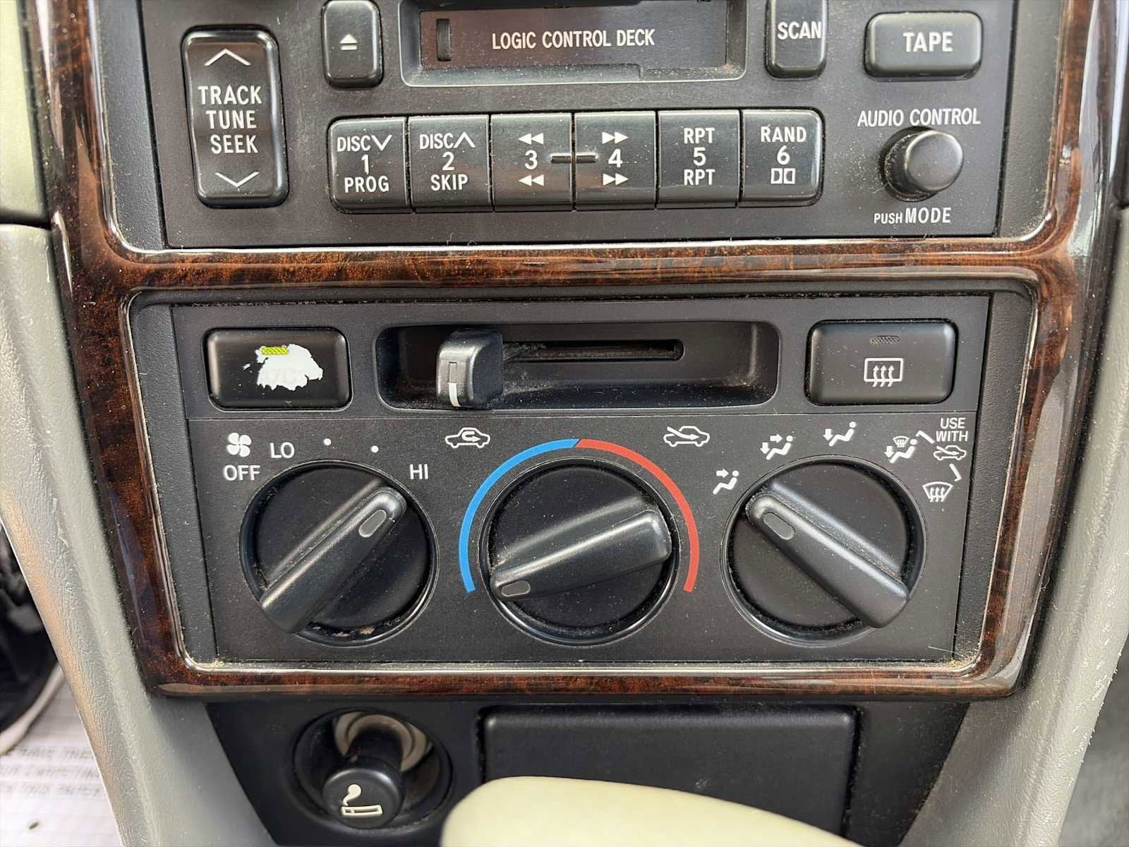 1999 Toyota Camry LE