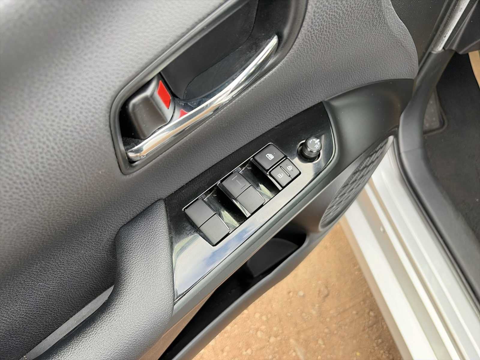 2022 Toyota Prius L Eco