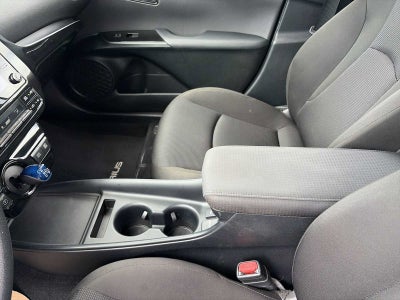 2022 Toyota Prius L Eco