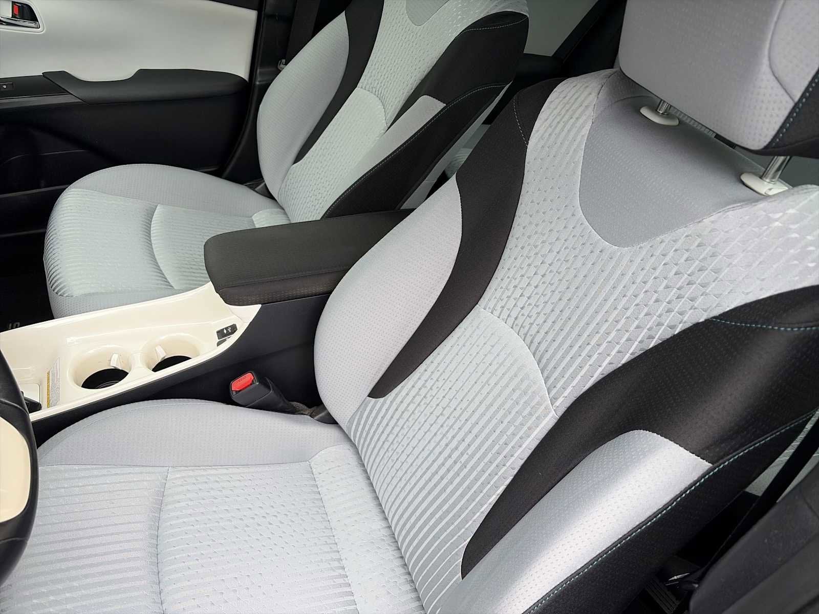 2016 Toyota Prius Four