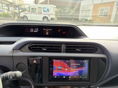 2016 Toyota Prius c One