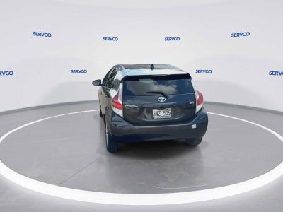 2016 Toyota Prius c One