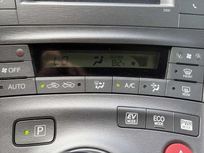 2013 Toyota Prius One