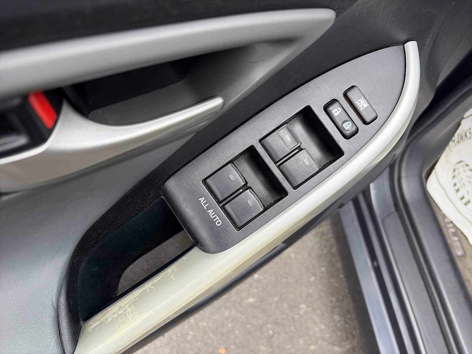2014 Toyota Prius Four