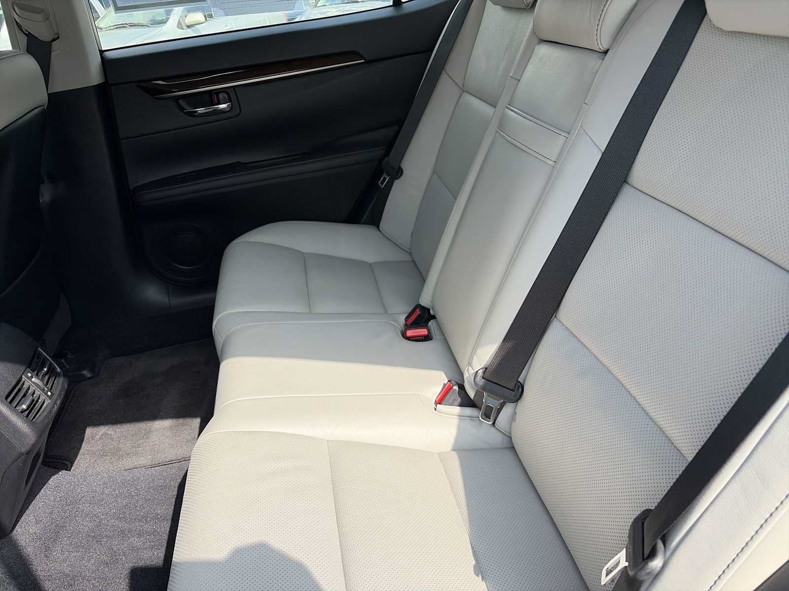 2013 Lexus ES 350 4dr Sdn