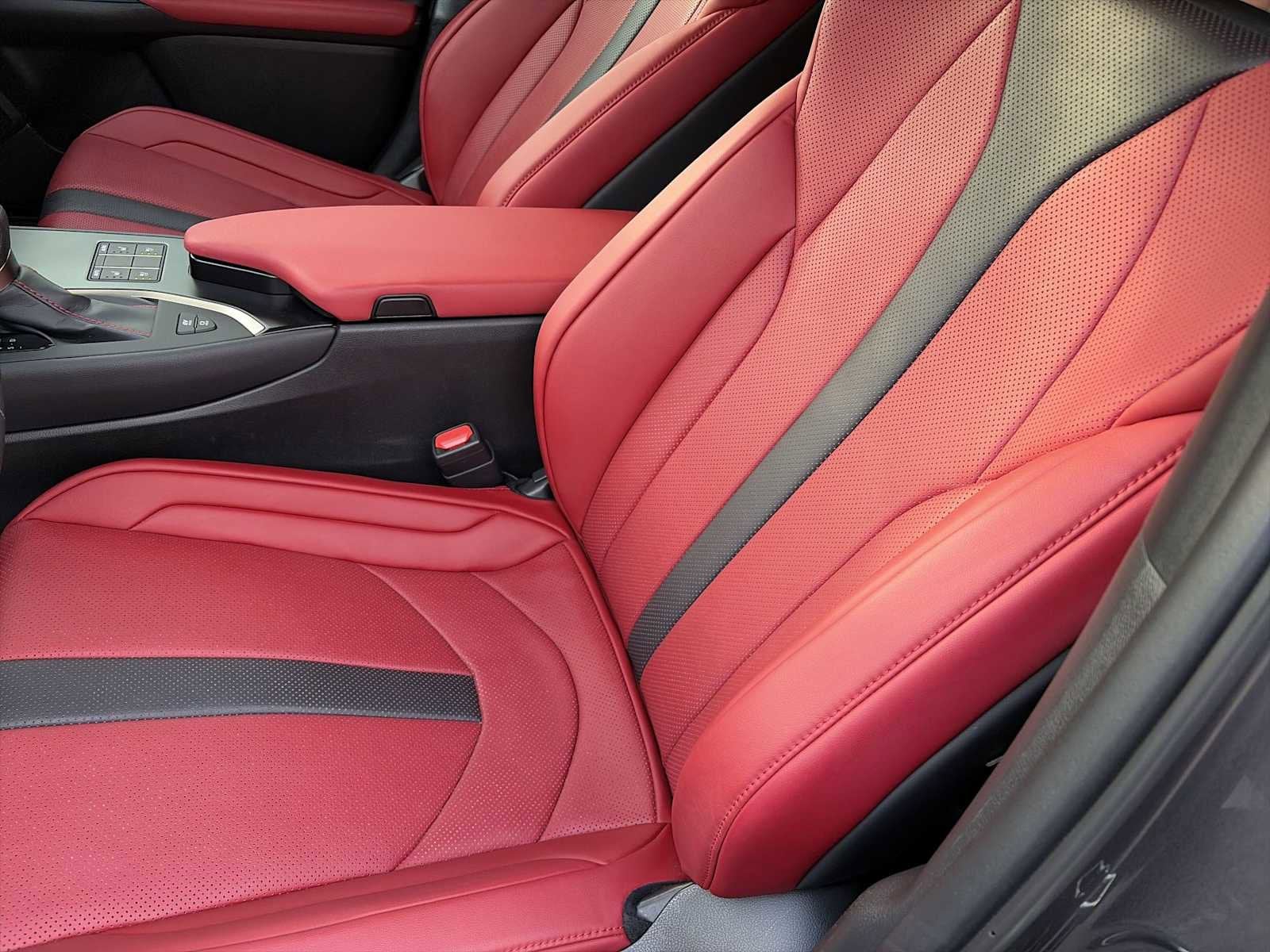 2024 Lexus UX UX 250h F SPORT Design