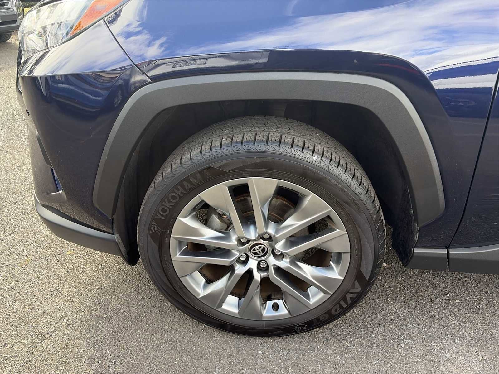 2024 Toyota RAV4 XLE Premium