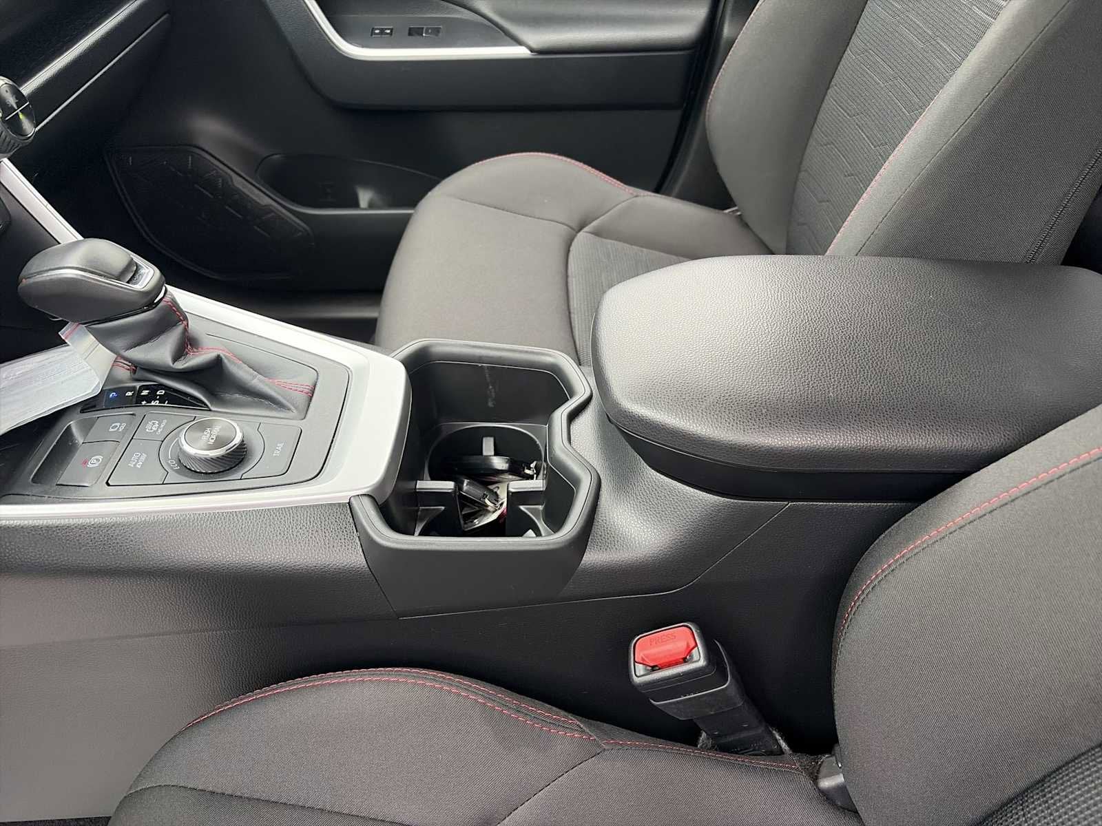 2025 Toyota RAV4 Plug-In Hybrid SE