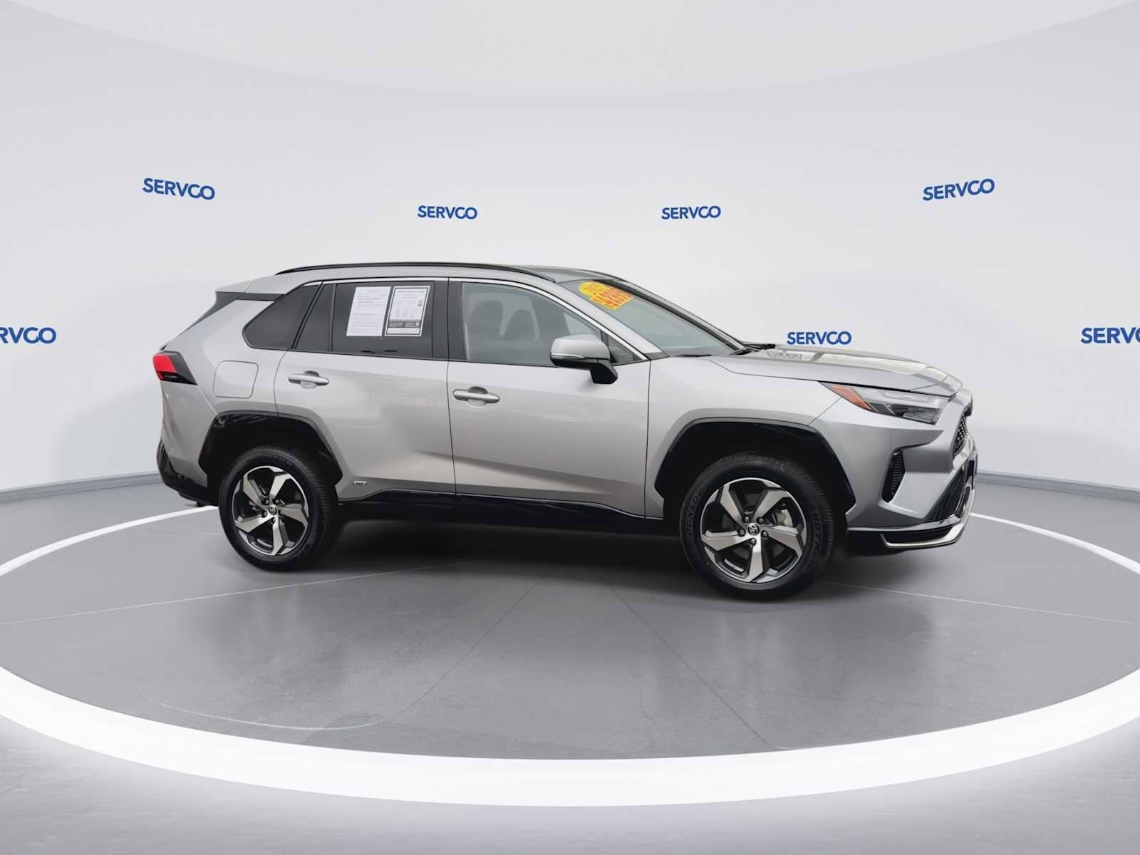 2025 Toyota RAV4 Plug-In Hybrid SE