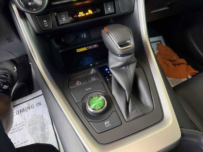 2025 Toyota RAV4 Hybrid XSE