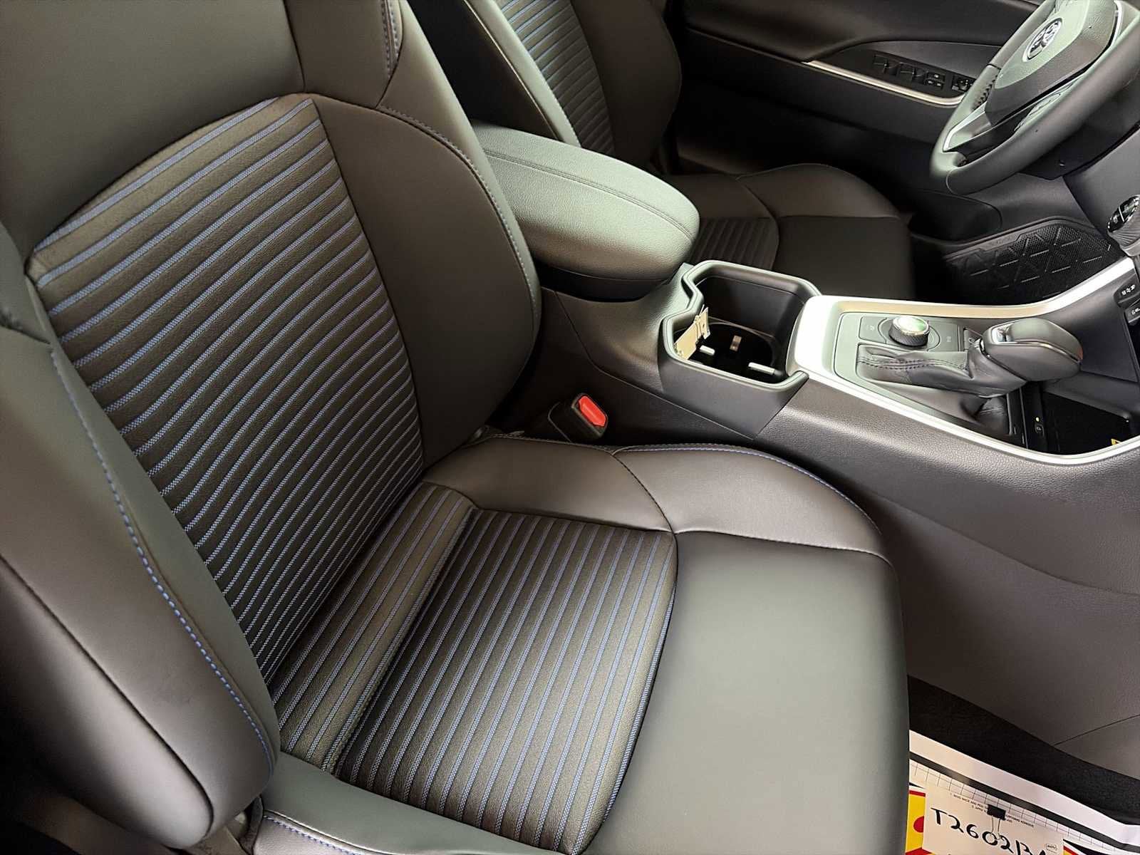 2025 Toyota RAV4 Hybrid XSE